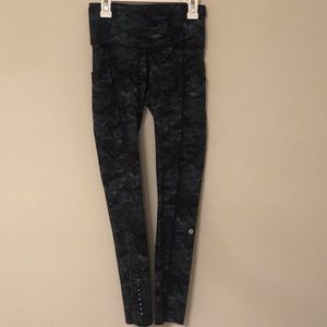 Lululemon-  Fast and Free Leggings/Tights